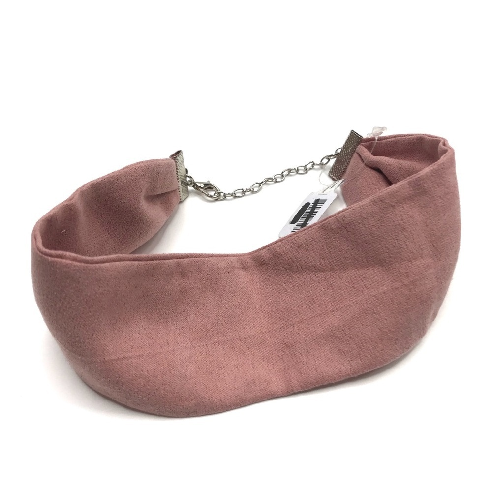 3/$30 Free People | Pink Daisy Jane Suede Choker